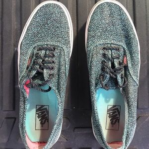 Vans Authentic - Women’s 10.5 Mens 9 Teal Green and Black Pattern